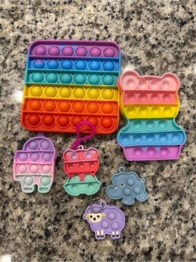 Bundle Pop It Fidget Toy Set for Kids - Multicolor